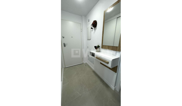 Resale - Apartment / flat - Benidorm - Costa Blanca