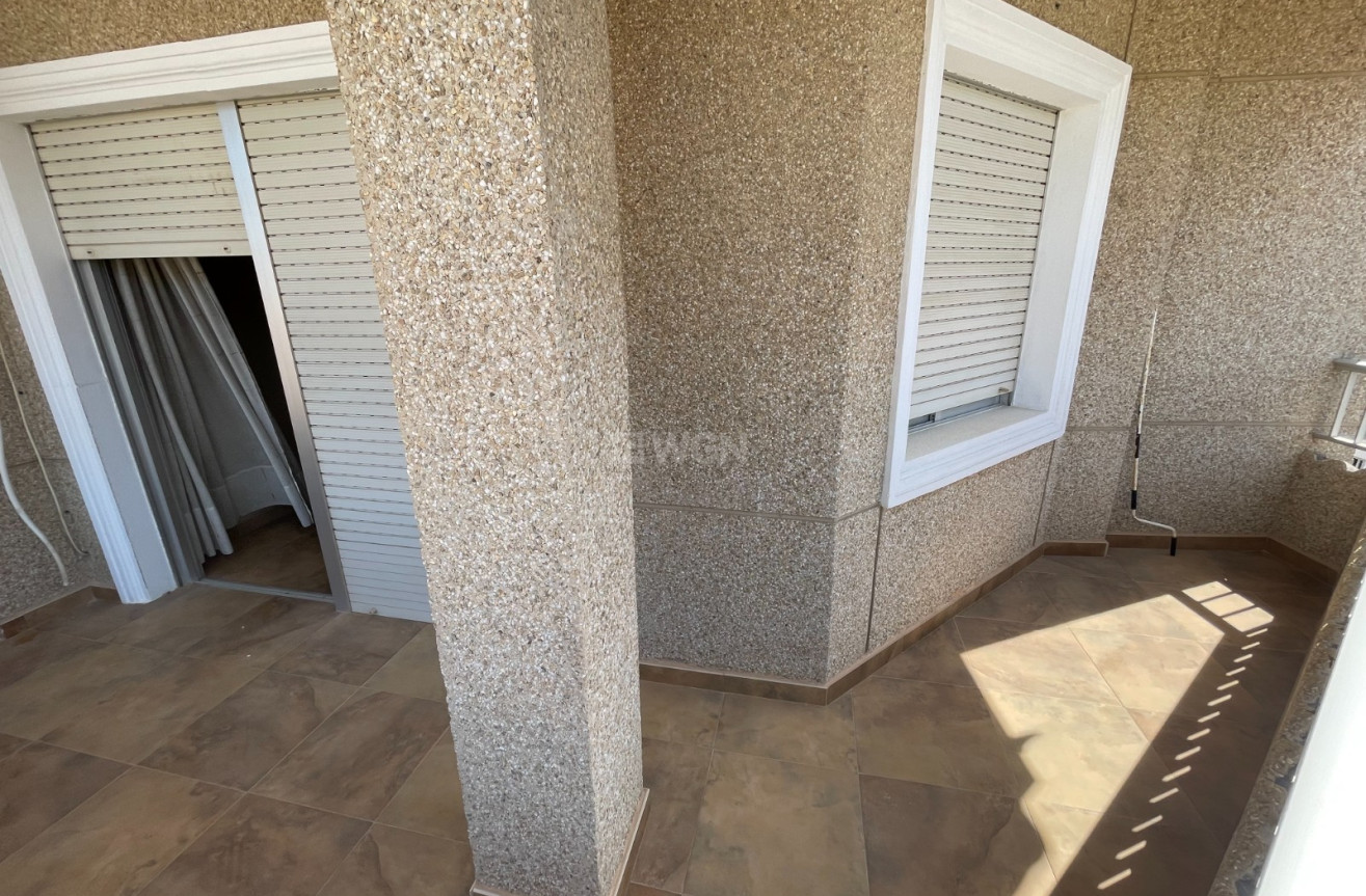 Odsprzedaż - Villa - San Miguel de Salinas - Inland