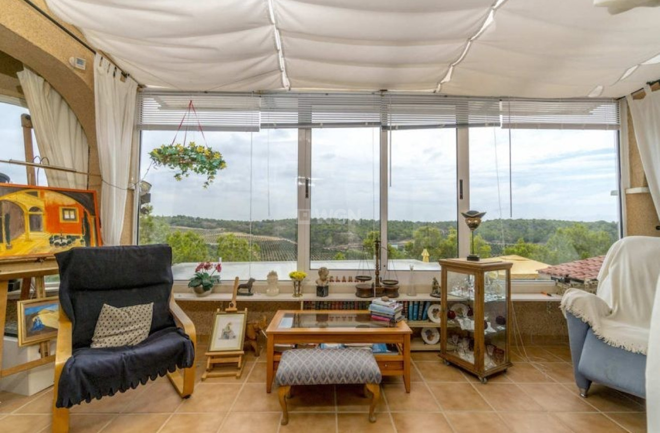 Odsprzedaż - Villa - Pinar de Campoverde - Inland