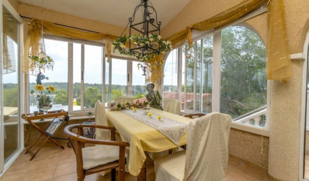 Odsprzedaż - Villa - Pinar de Campoverde - Inland