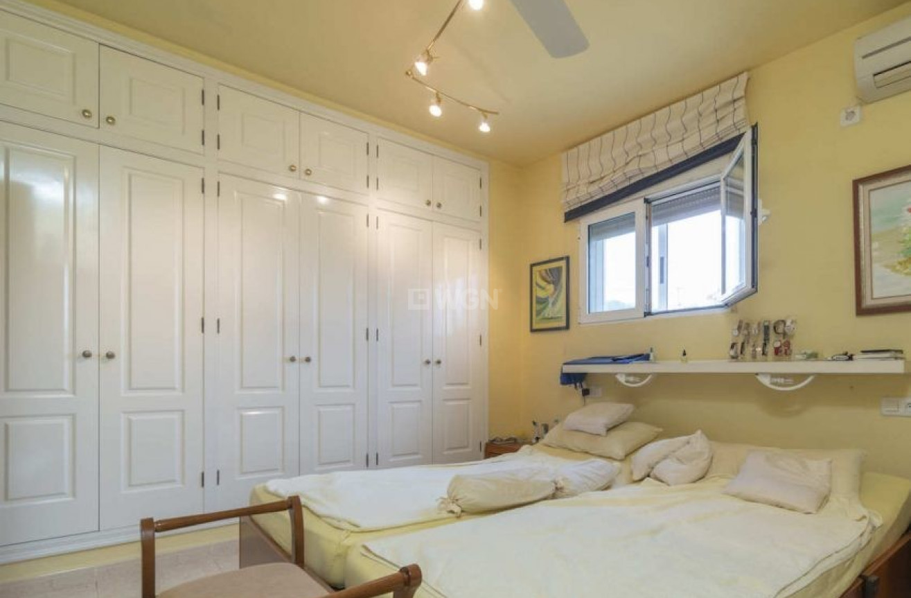 Odsprzedaż - Villa - Pinar de Campoverde - Inland