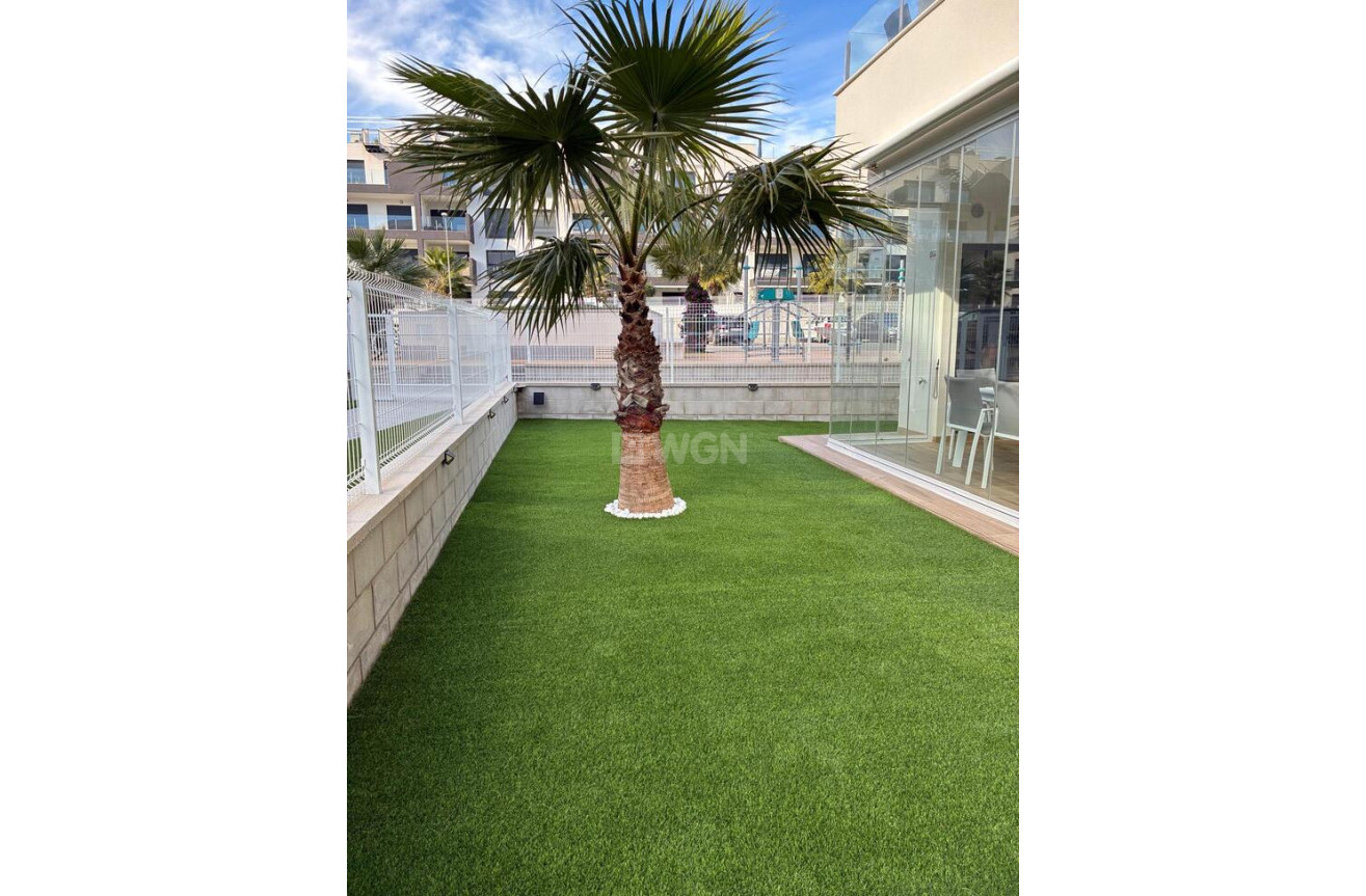 Odsprzedaż - Mieszkanie w bloku - Villamartin - Costa Blanca