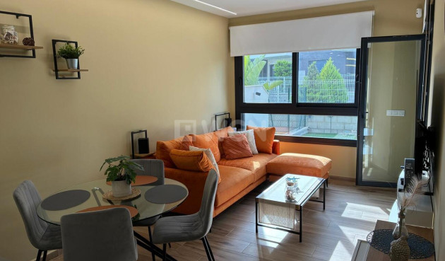 Odsprzedaż - Mieszkanie w bloku - Villamartin - Costa Blanca