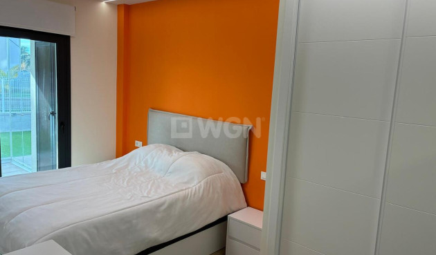 Odsprzedaż - Mieszkanie w bloku - Villamartin - Costa Blanca