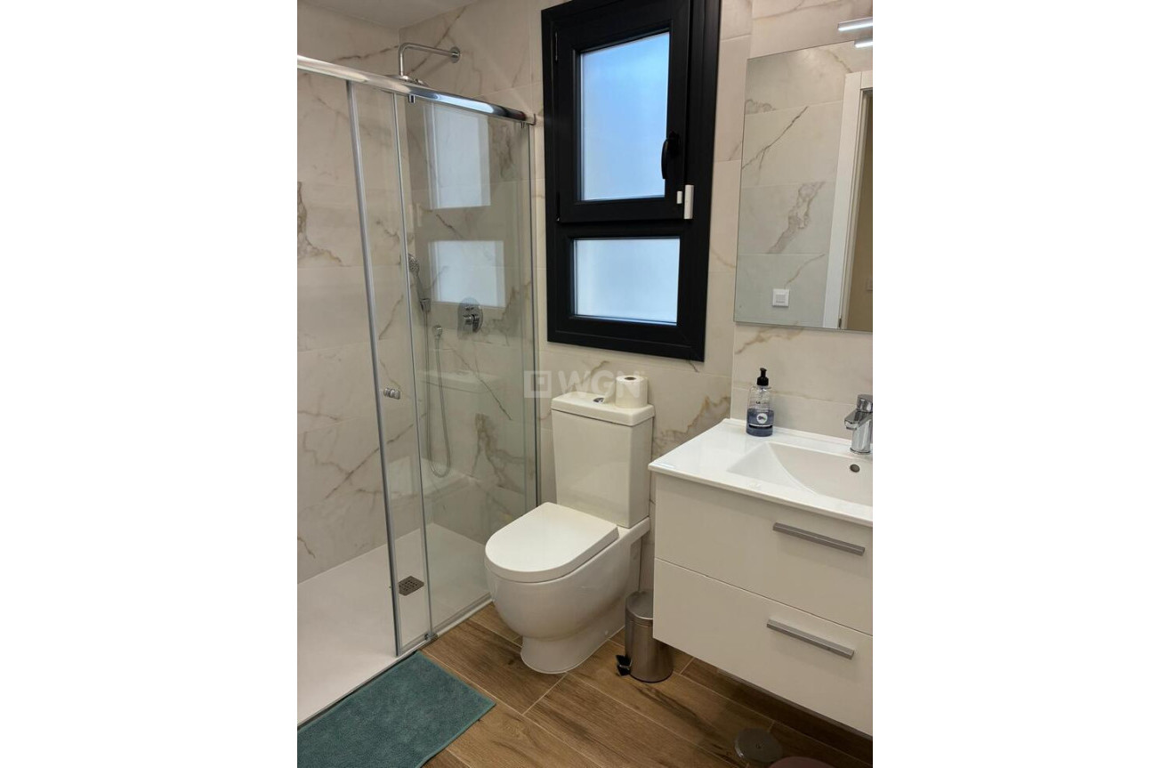 Odsprzedaż - Mieszkanie w bloku - Villamartin - Costa Blanca