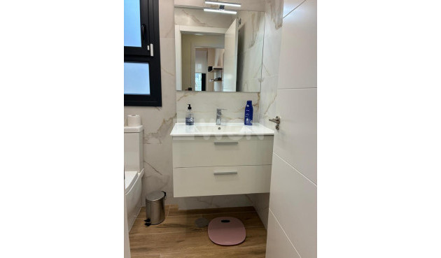 Odsprzedaż - Mieszkanie w bloku - Villamartin - Costa Blanca