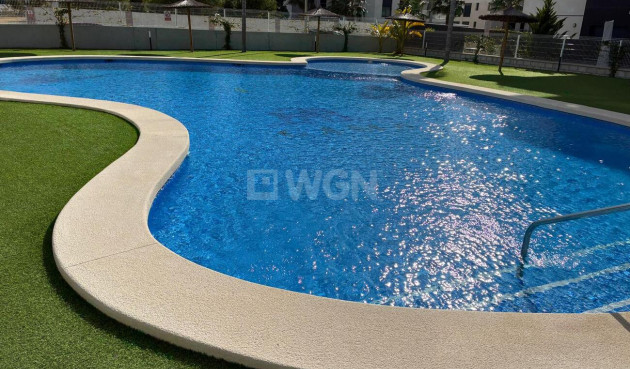 Odsprzedaż - Mieszkanie w bloku - Villamartin - Costa Blanca