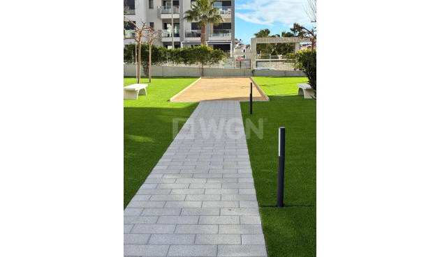 Odsprzedaż - Mieszkanie w bloku - Villamartin - Costa Blanca