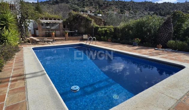 Odsprzedaż - Villa - Alcaucín - Inland