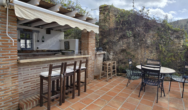 Odsprzedaż - Villa - Alcaucín - Inland