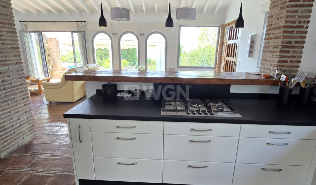 Odsprzedaż - Villa - Alcaucín - Inland