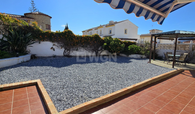 Odsprzedaż - Villa - Vinuela - Inland