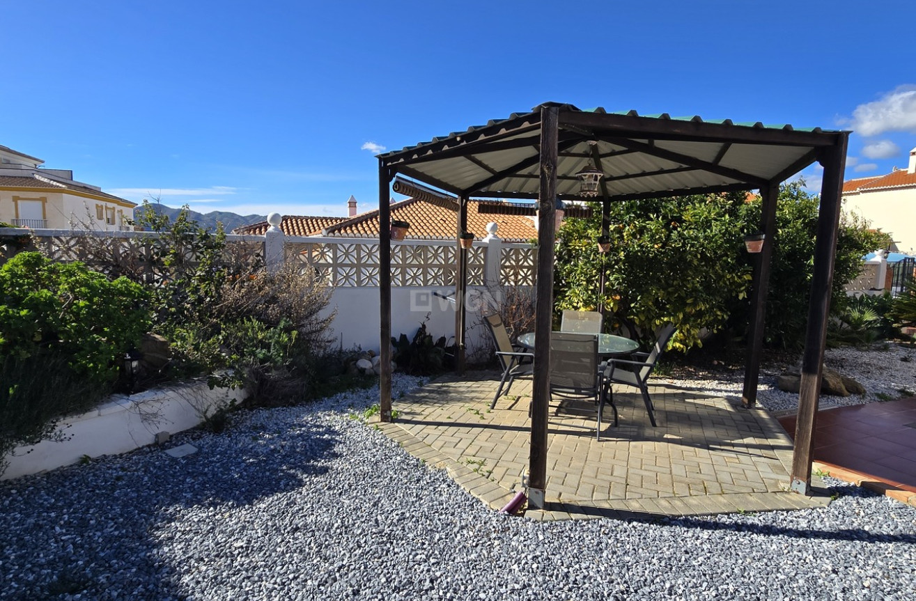 Odsprzedaż - Villa - Vinuela - Inland