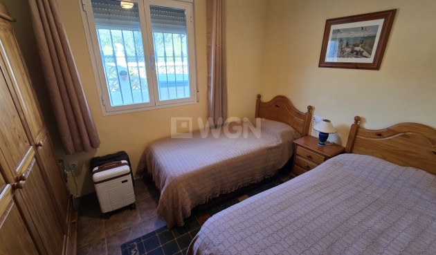 Odsprzedaż - Villa - Vinuela - Inland