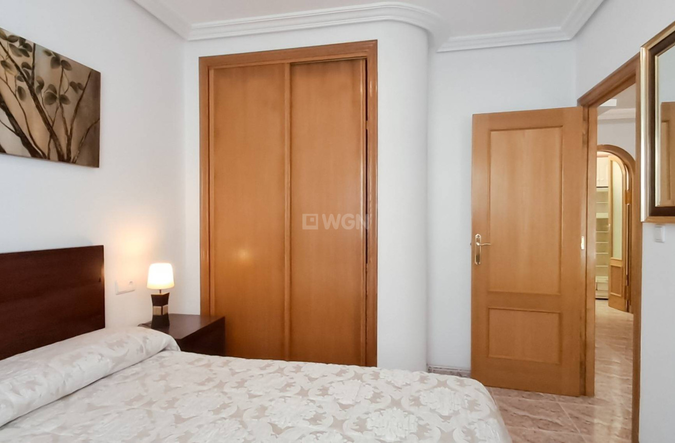 Reventa - Apartamento / piso - Torrevieja - Playa del Cura