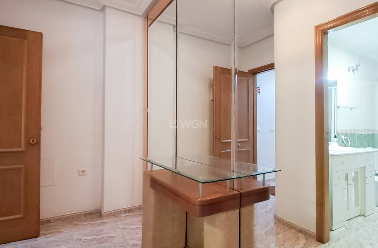 Reventa - Apartamento / piso - Torrevieja - Playa del Cura