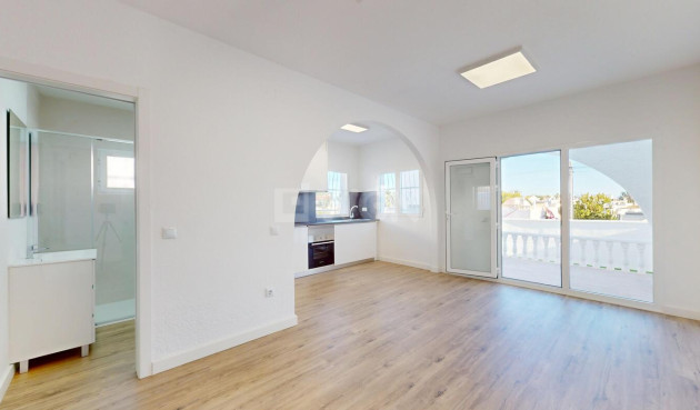 Resale - Bungalow - Orihuela Costa - Costa Blanca