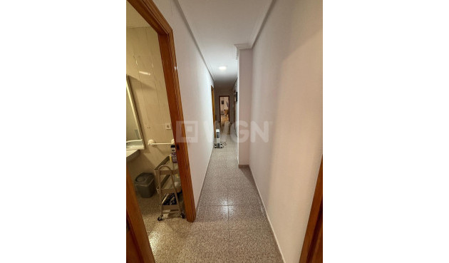 Resale - Apartment / flat - Torrevieja - Los Frutales
