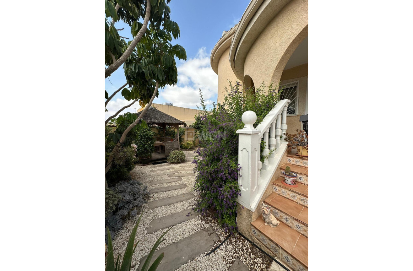 Resale - Villa - Ciudad Quesada - Costa Blanca Sur