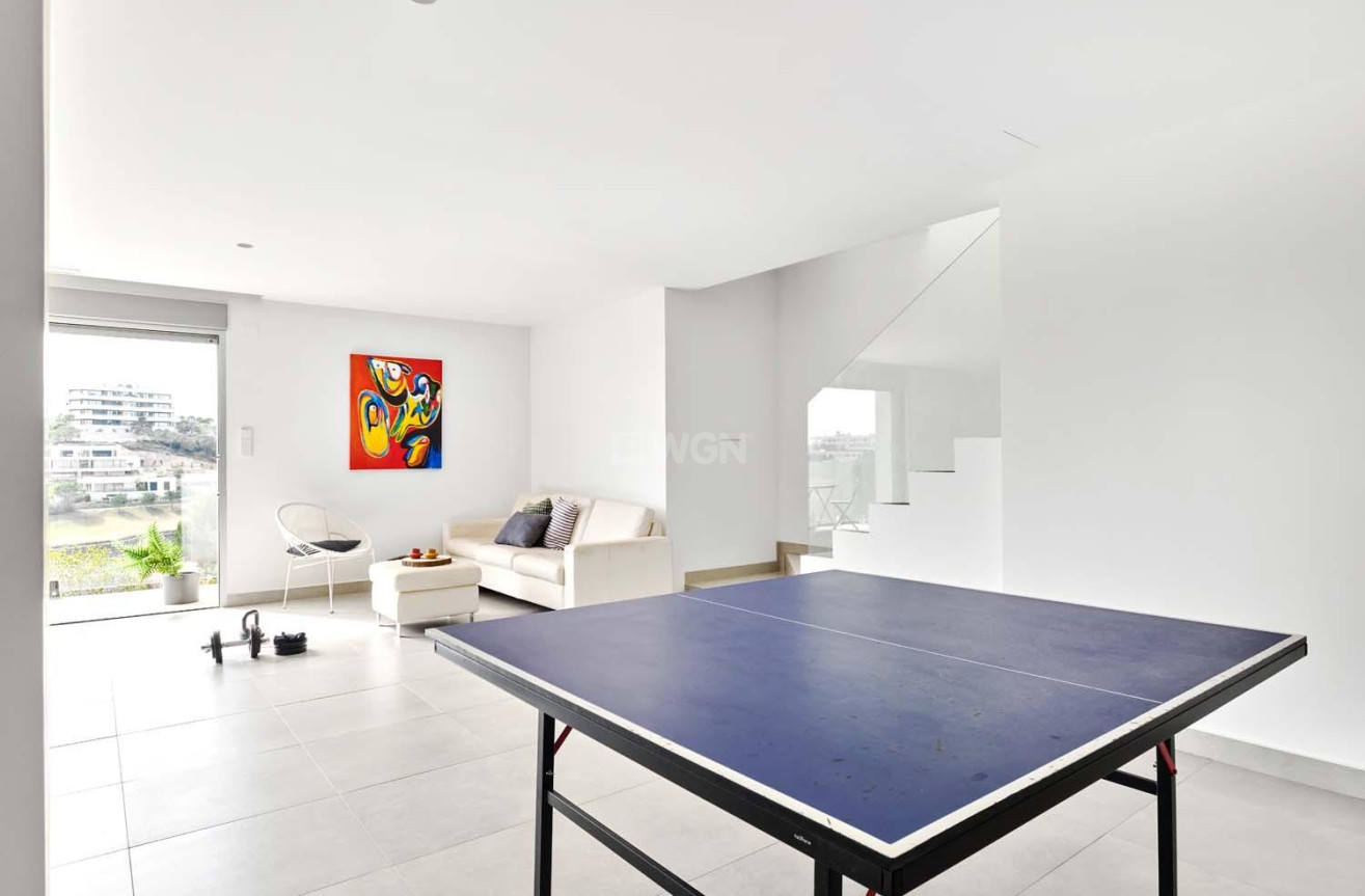 Odsprzedaż - Villa - Orihuela - Las Colinas Golf