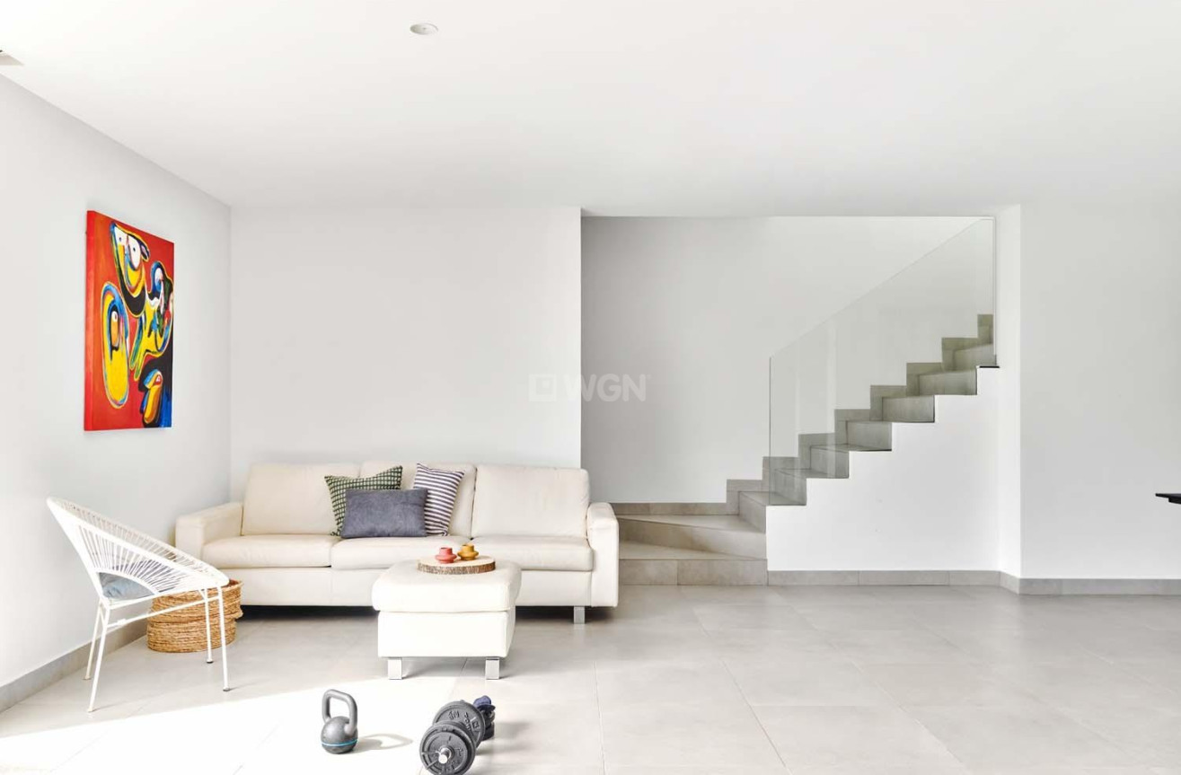 Odsprzedaż - Villa - Orihuela - Las Colinas Golf