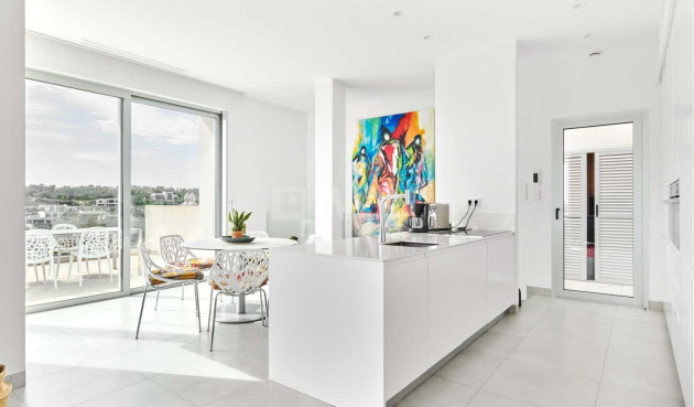 Odsprzedaż - Villa - Orihuela - Las Colinas Golf