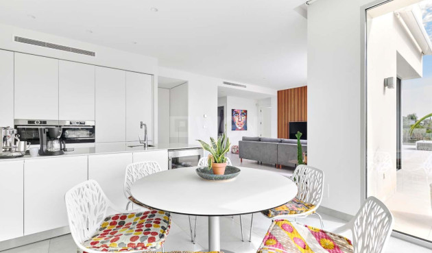 Odsprzedaż - Villa - Orihuela - Las Colinas Golf