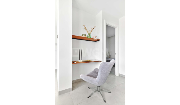 Odsprzedaż - Villa - Orihuela - Las Colinas Golf