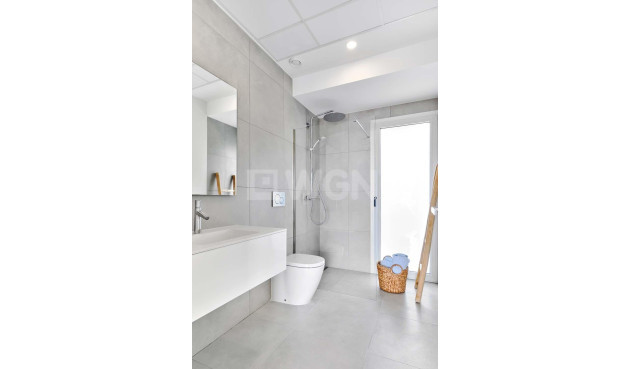 Odsprzedaż - Villa - Orihuela - Las Colinas Golf