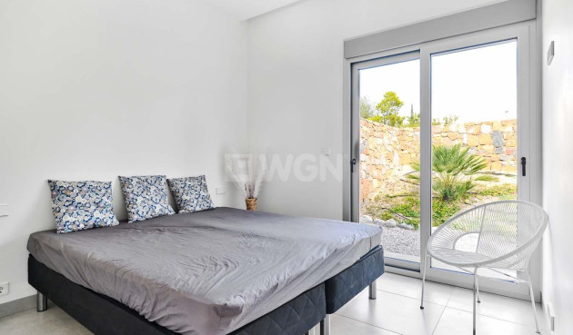 Odsprzedaż - Villa - Orihuela - Las Colinas Golf