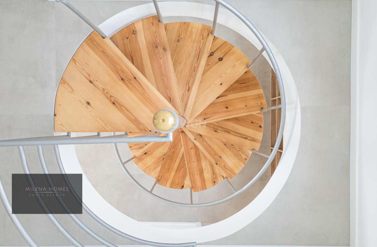 Odsprzedaż - Villa - Cabo Roig