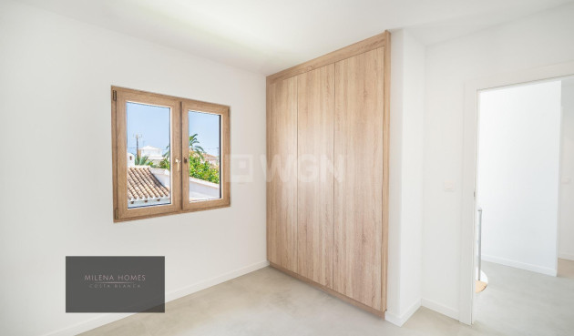 Odsprzedaż - Villa - Cabo Roig