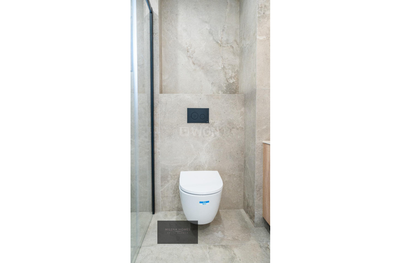 Odsprzedaż - Villa - Cabo Roig