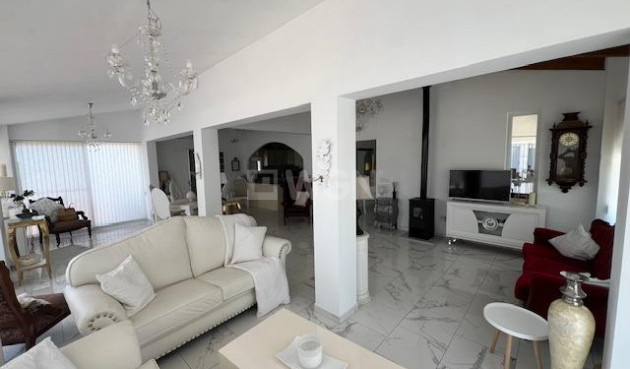 Resale - Villa - Dolores - Comunidad Valenciana