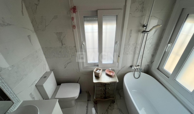 Resale - Villa - Dolores - Comunidad Valenciana