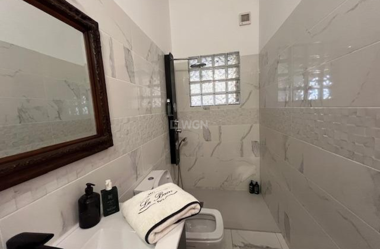 Resale - Villa - Dolores - Comunidad Valenciana