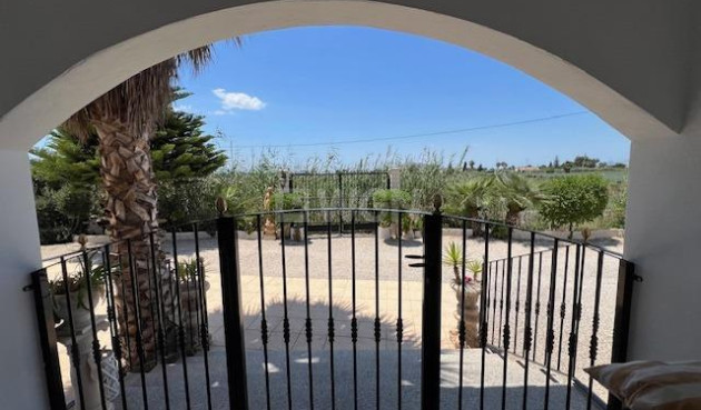 Resale - Villa - Dolores - Comunidad Valenciana