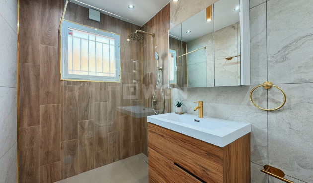 Odsprzedaż - Kamienica - Ciudad Quesada - Costa Blanca