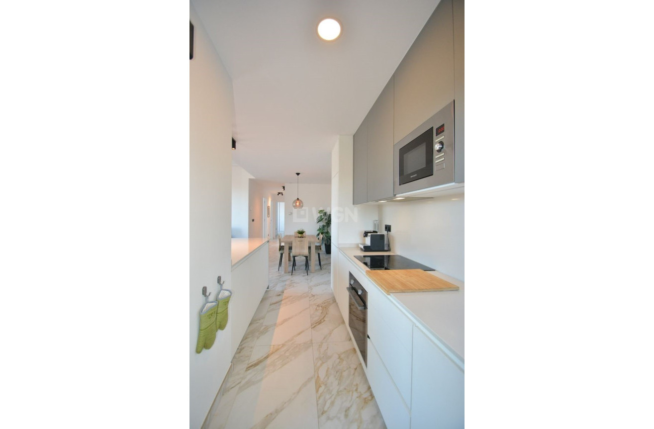 Odsprzedaż - Mieszkanie w bloku - Guardamar del Segura - Costa Blanca