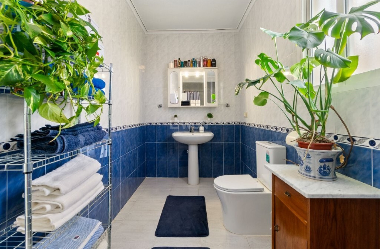 Odsprzedaż - Villa - Algorfa - Montemar