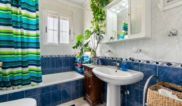 Odsprzedaż - Villa - Algorfa - Montemar