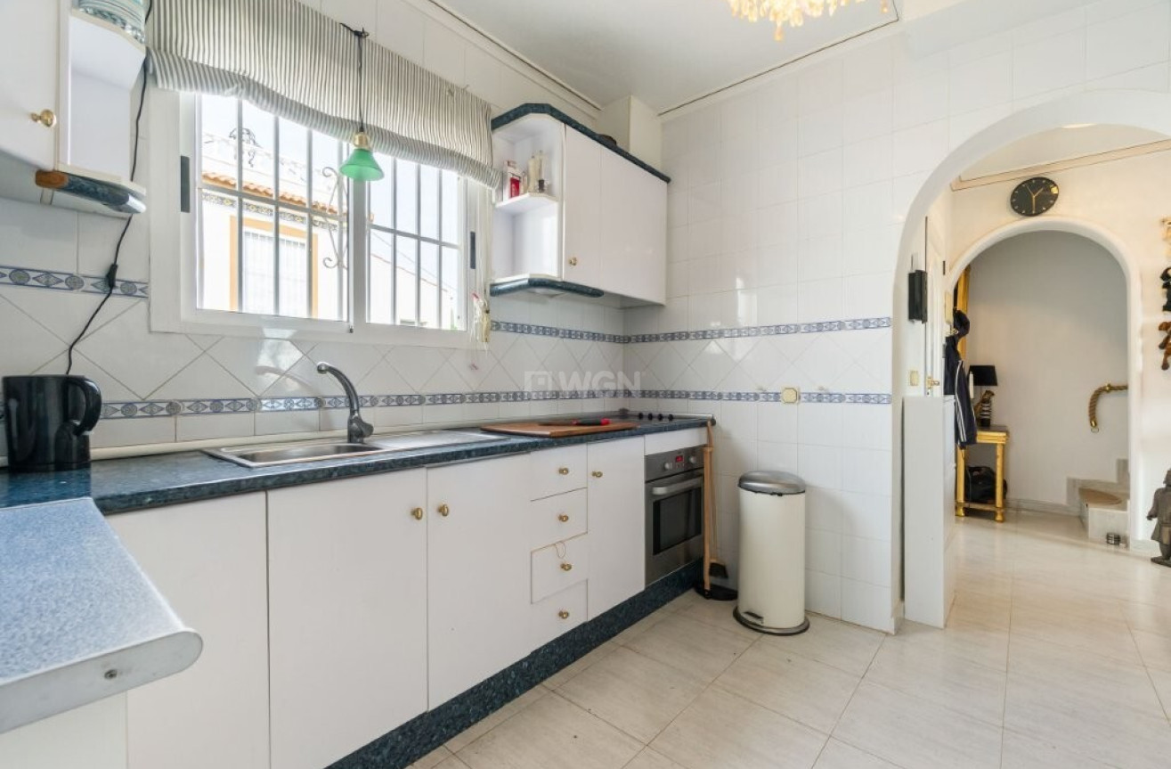 Odsprzedaż - Villa - Algorfa - Montemar