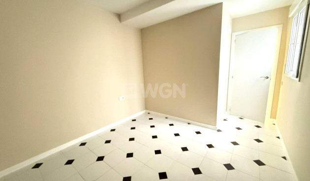 Wiederverkauf - Wohnung - Torrevieja - Centro