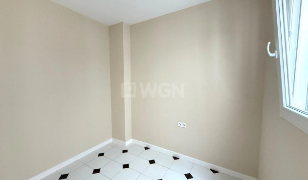 Wiederverkauf - Wohnung - Torrevieja - Centro