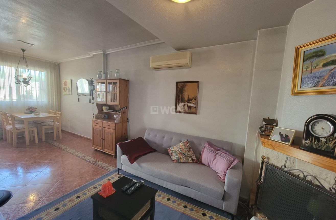 Odsprzedaż - Kamienica - Orihuela Costa - Playa Flamenca