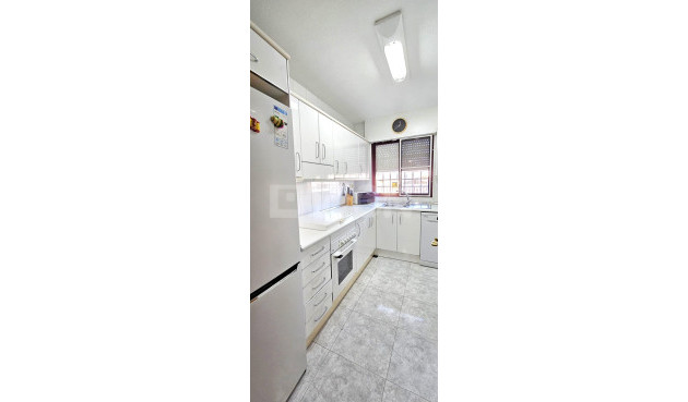 Odsprzedaż - Mieszkanie w bloku - Santiago de la ribera - Playa de santiago de la ribera