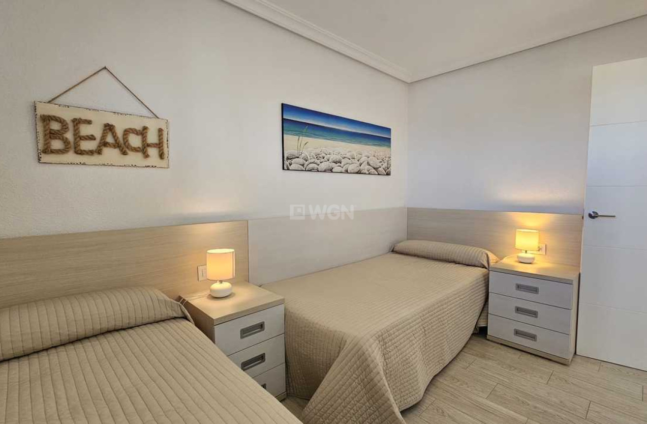 Resale - Apartment / flat - Mil Palmeras - Costa Blanca