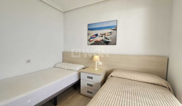 Resale - Apartment / flat - Mil Palmeras - Costa Blanca