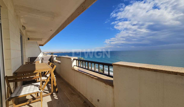 Resale - Apartment / flat - Mil Palmeras - Costa Blanca