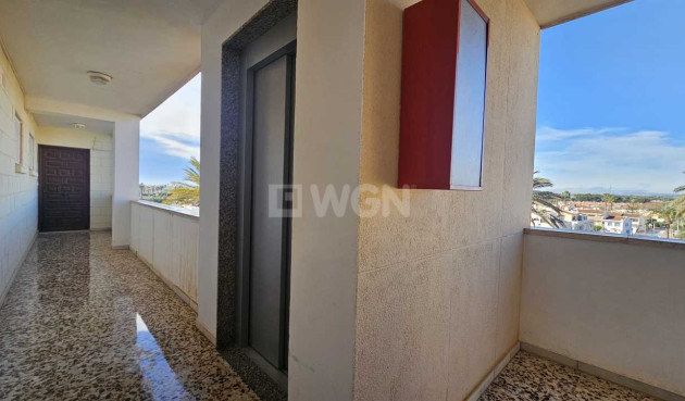 Resale - Apartment / flat - Mil Palmeras - Costa Blanca